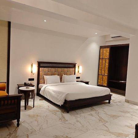 Manas Lifestyle Resort, Igatpuri Exteriör bild