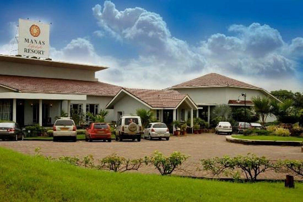 Manas Lifestyle Resort, Igatpuri Exteriör bild