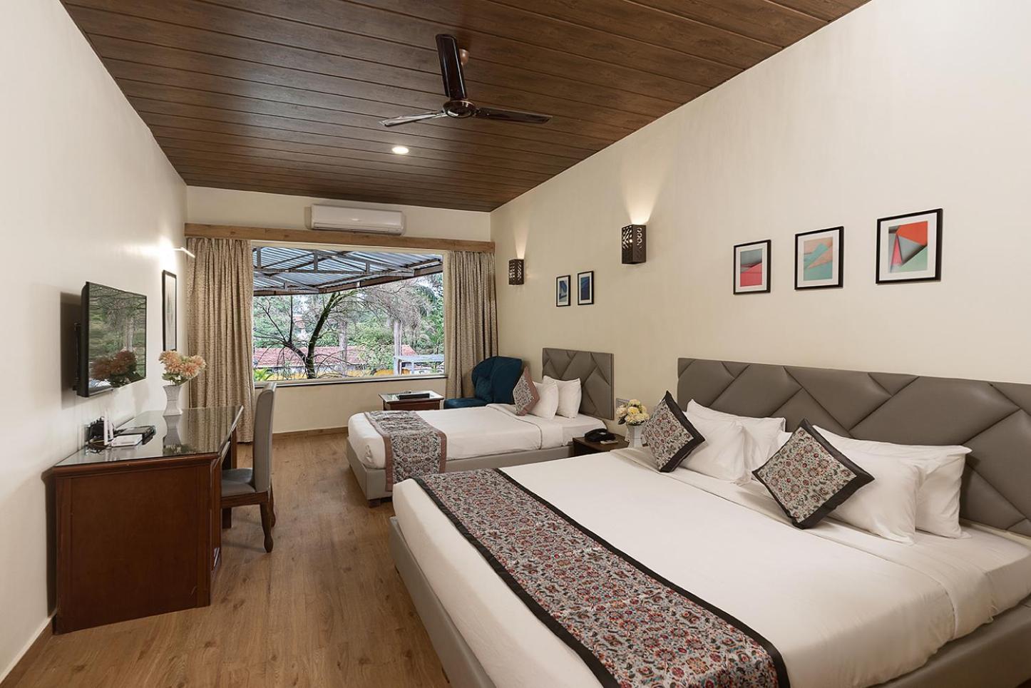 Manas Lifestyle Resort, Igatpuri Rum bild