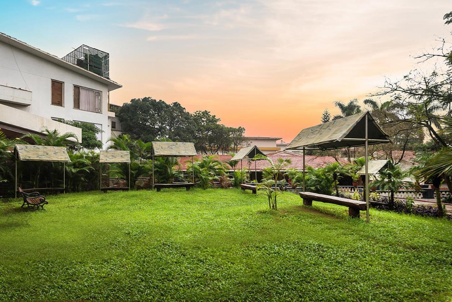Manas Lifestyle Resort, Igatpuri Exteriör bild